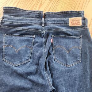 36 Levi's 725 Highrise Bootcut blue jeans Women's Size 33×32 dark wash denim
